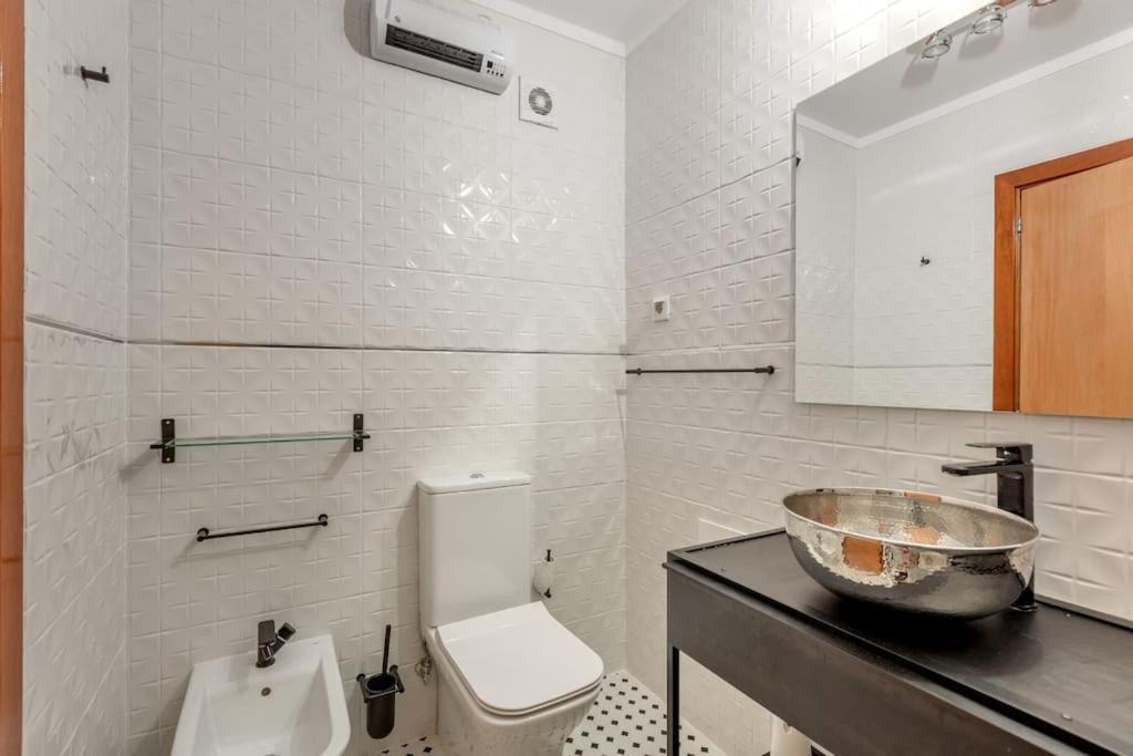 Spacious 3-Bedroom Condo In Lisboa Kültér fotó
